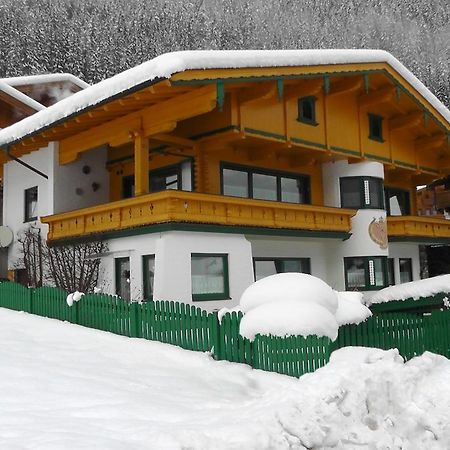 Appartementhaus Zillertal By Piaunddirk Finkenberg Luaran gambar