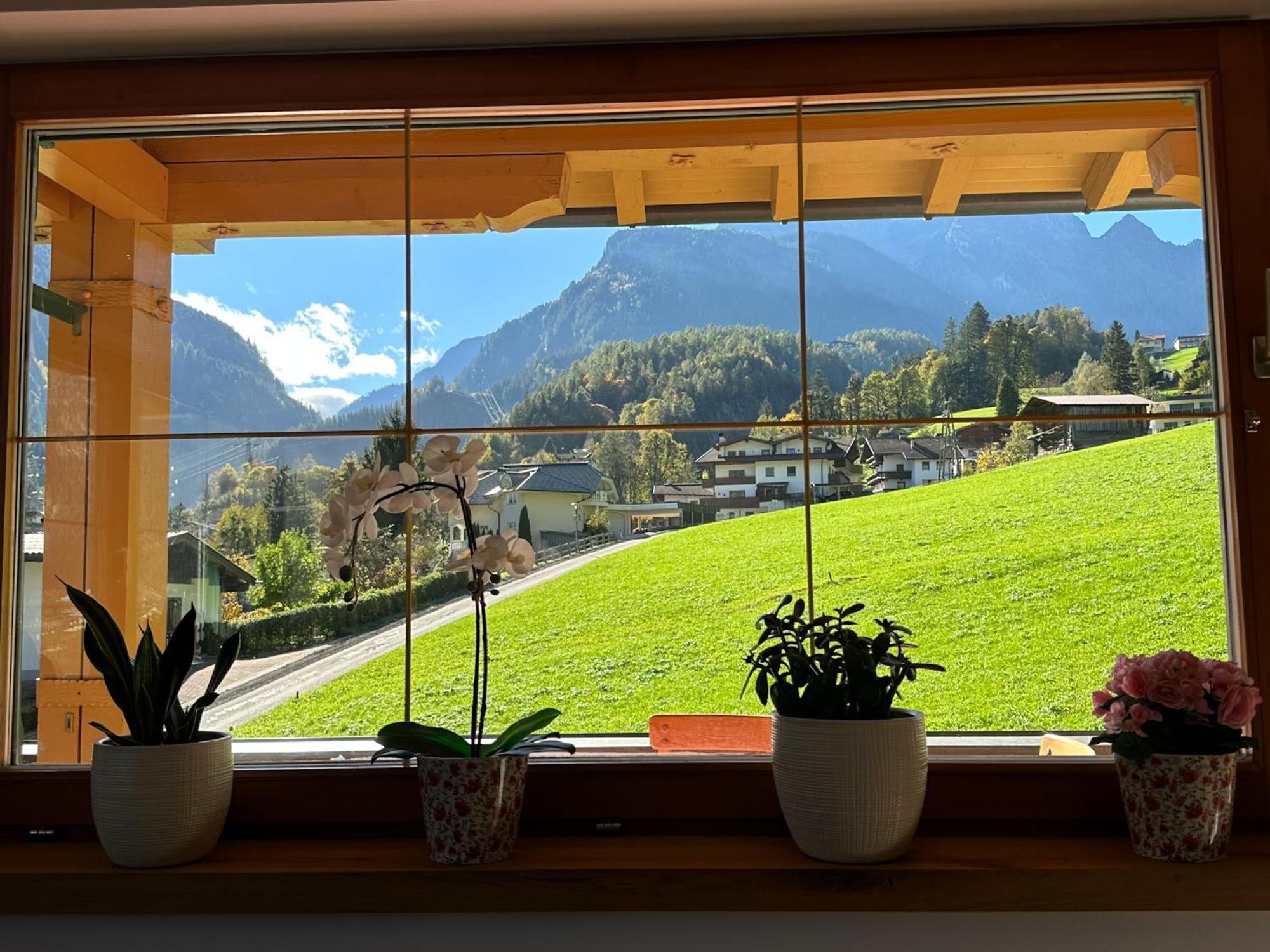 Appartementhaus Zillertal By Piaunddirk Finkenberg Luaran gambar